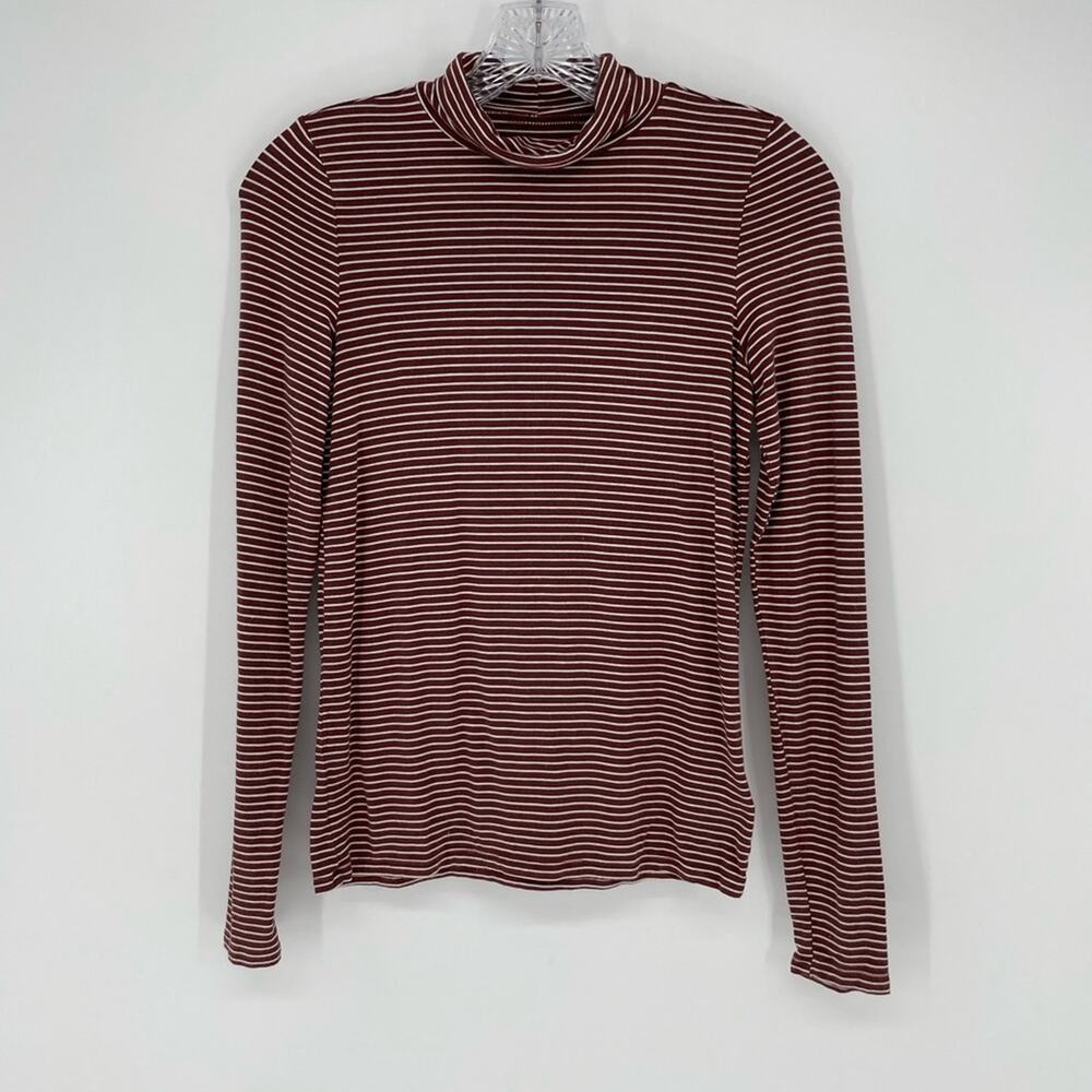 American Eagle Long Sleeve Turtleneck Top Size Small - Picture 2 of 7